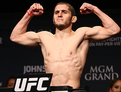 фото - UFC: Ислам Махачев выбывает из поединка против Празереша