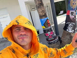 фото - В контракте на бой Наваррете-Беринчик есть пункт о реванше — Красюк