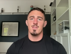 фото - Аспиналл против боя с Перейрой? Ответ британца