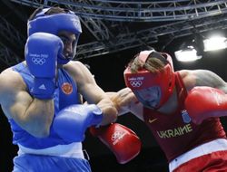 фото - Бетербиев — о возможном реванше с Усиком в профи: Теоретически, мне это интересно