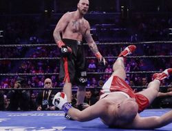 фото - Чур не ржать: Хелениус раскрыл план на бой с Уайлдером