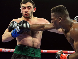 фото - Комми побывал у врача — бой с Ломаченко может не состояться