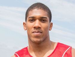 фото - 9 мая Энтони Джошуа разомнётся на Зумбано Лав