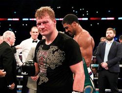 фото - Поветкин: «Шансы Джошуа и Усика? Пятьдесят на пятьдесят»