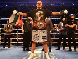 фото - Усик будет самым опасным соперником для Фьюри — промоутер