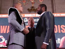 фото - У Queensberry Уоррена огромные финансовые проблемы — The Ring