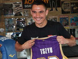 фото - Тим Цзю и избитый Иноуэ встретились после боя. Кадр дня