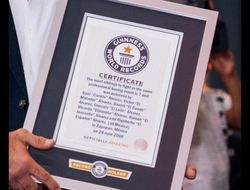 фото - Рекорд Гиннеса от Альвареса, Хэйни троллит спаррингёром, Эннис отказался от боя 