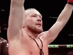 фото - Ян отобрал титул у Двалишвили в реванше