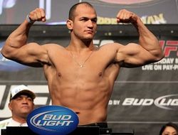 фото - Экс-чемпион UFC Джуниор дос Сантос хочет в боксёрский ринг к Энтони Джошуа