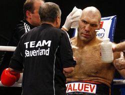 фото - Николай Валуев снова выйдет в ринг летом?