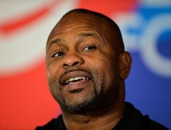 фото - Райану Гарсии досталось от Роя Джонса: «Зачем так делать?»