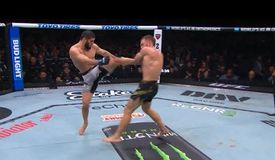 Махачев побил Маддалену, Шевченко разгромила Чжан. Видео лучших моментов UFC 322