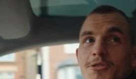 «Упал с лошади?» Гэрри не верит в травму Махачева