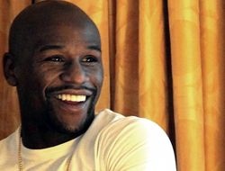 фото - Мэйуэзер: Да ну хватит уже меня спрашивать! Не хочу я больше драться!