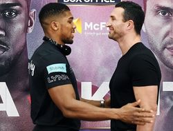 фото - Джошуа vs. Кличко: битва гигантов — видео от vRINGe.com