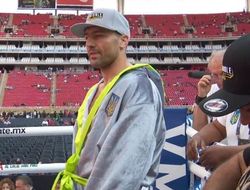 фото - Гвоздик удосрочил Болотника: видео