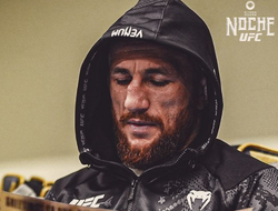 фото - Двалишвили премировали крупной суммой. Боец рассказал, на что потратит деньги