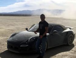 фото - Пыльный дрифт на соляном озере в США от Василия Ломаченко — видео