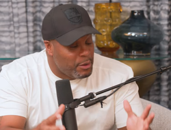 фото - Усман принялся нахваливать Джонса. Зацените реакцию Кормье — видео