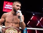 «Чемпион Екатеринбурга» Курбанов побил экс-чемпиона мира Тейшейру