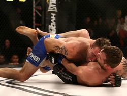 фото - WSOF 17: Джейк Шилдс задушишил Фостера и стал претендентом для Пальяреша