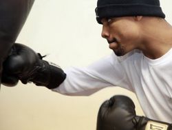 фото - Андре Диррелл дерётся с Эдвардсом и мечтает о реванше с Фрочем