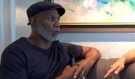 Легендарный Льюис назвал победителя боя Бивол – Бенавидес