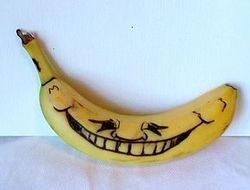 фото - Всему виной бананы: пресс-конференция Ковалёва и Паскаля едва не переросла в потасовку