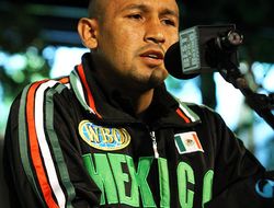 фото - Орландо Салидо: «Ломаченко! Помни об Аламо!»