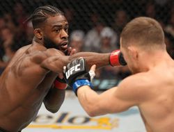 фото - Ян–Стерлинг, Чимаев–Бёрнс, Волкановски–Корейский Зомби: видео лучших моментов UFC 273