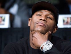 фото - Мэйуэзер: «Контракта на бой с Пакьяо ещё нет, это всё слухи»