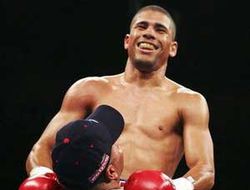 фото - Хуан Мануэль Лопес расстался с Top Rank и планирует возвращение