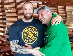 фото - «Гора» из Игры Престолов подерётся с «учеником Леннокса Льюиса»