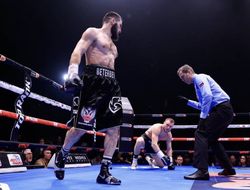 фото - Рамирес: «Бетербиев выглядел уныло. Он просто придерживает мои пояса»