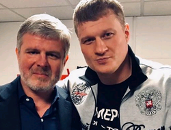 фото - Рябинский готовит бой Фьюри–Поветкин, гараж Мэйуэзера, Кроуфорд на пальме — соцсети 