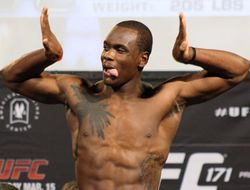 фото - UFC 171: Никита Крылов проиграл Овинсу Сен-Пре