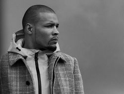 фото - Юбэнк: Сколько ещё терпеть идиота Сондерса? Заберите у него надолго лицензию!