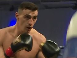 фото - Украинский гигант Захожий победил лысого «Ивана Драго» в столовой