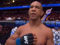 фото - Родригес побил Эрнандеса в главном событии UFC Fight Night 285