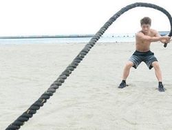 фото - Вести из соцсетей: Тете с молотками, Иноуэ с канатами, Бетербиев с тяжёлыми мячами