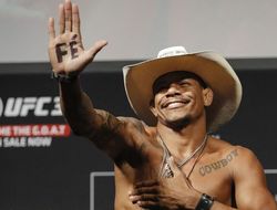 фото - UFC расстаётся с тремя бойцами: в списке два ветерана промоушена