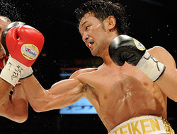 фото - Шинсуке Яманака в апреле сразится со Стефаном Жамуем