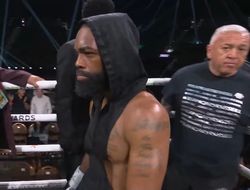 фото - Смотрите, кто вернулся! Расселл нокаутировал Кастанеду: видео