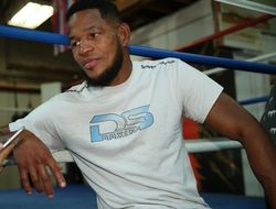 фото - Официально: Баррера подерётся в андеркарде Ковалёв−Шабранский, есть соперник