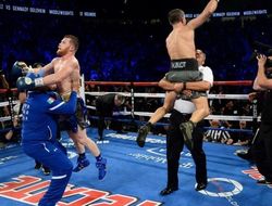 фото - Капитан Сондерс: В близком бою не видать Головкину победы над Канело