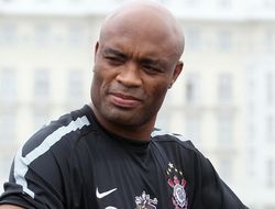 фото - UFC 183: Андерсон Силва вернулся с победой над Ником Диасом