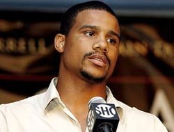 фото - Андре Диррелл возвращается; хочет бой с Лучианом Буте