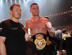 фото - Владимир Шишкин вынудил капитулировать Дэандре Уэйра