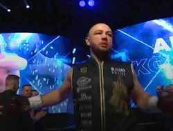 фото - Уже не шок! Пятое кряду поражение Ковнацки: видео